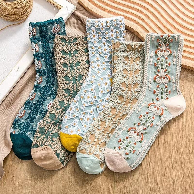 Avtoit | 5 Pair Vintage Flower Embroidery Socks