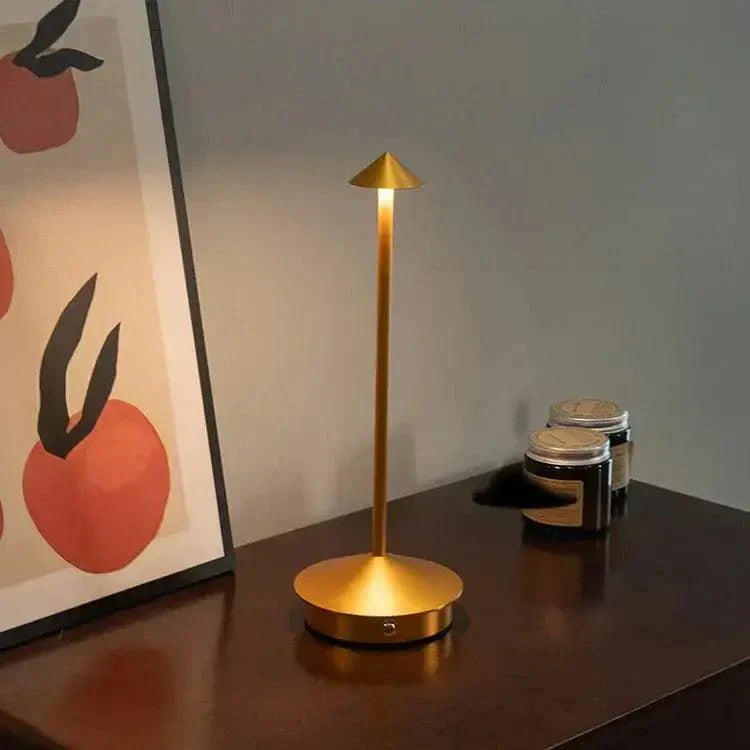 Avtoit | BeamLuxe - Sleek Wireless Table Light