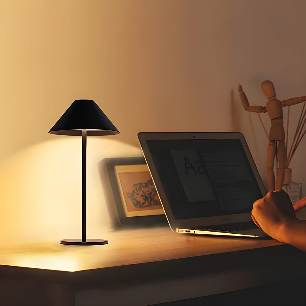 Avtoit | Minimalistic dimmable Touch table lamp - waterproof and rechargeable light Color