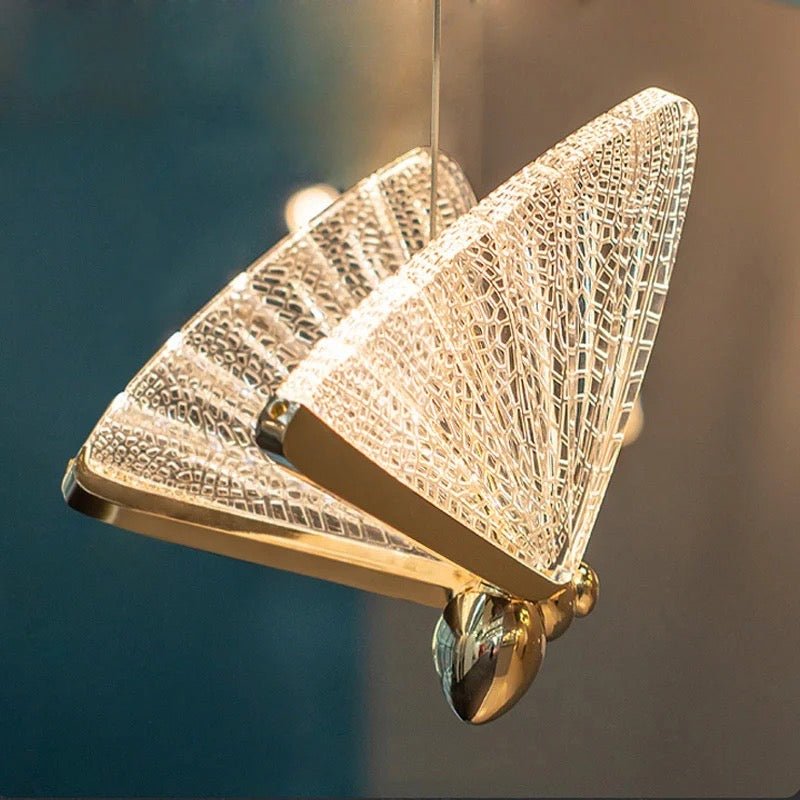 Avtoit | FlareWing – Artistic Butterfly-Shaped LED Pendant Light