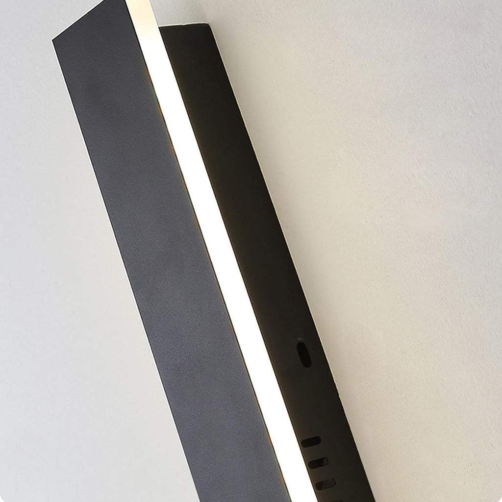 Avtoit | Svelte Linear Outdoor Wall Light IP65
