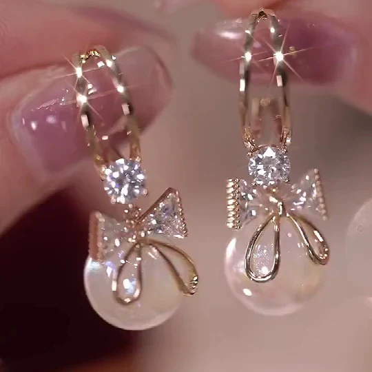 Avtoit | Bow Pearl Earrings