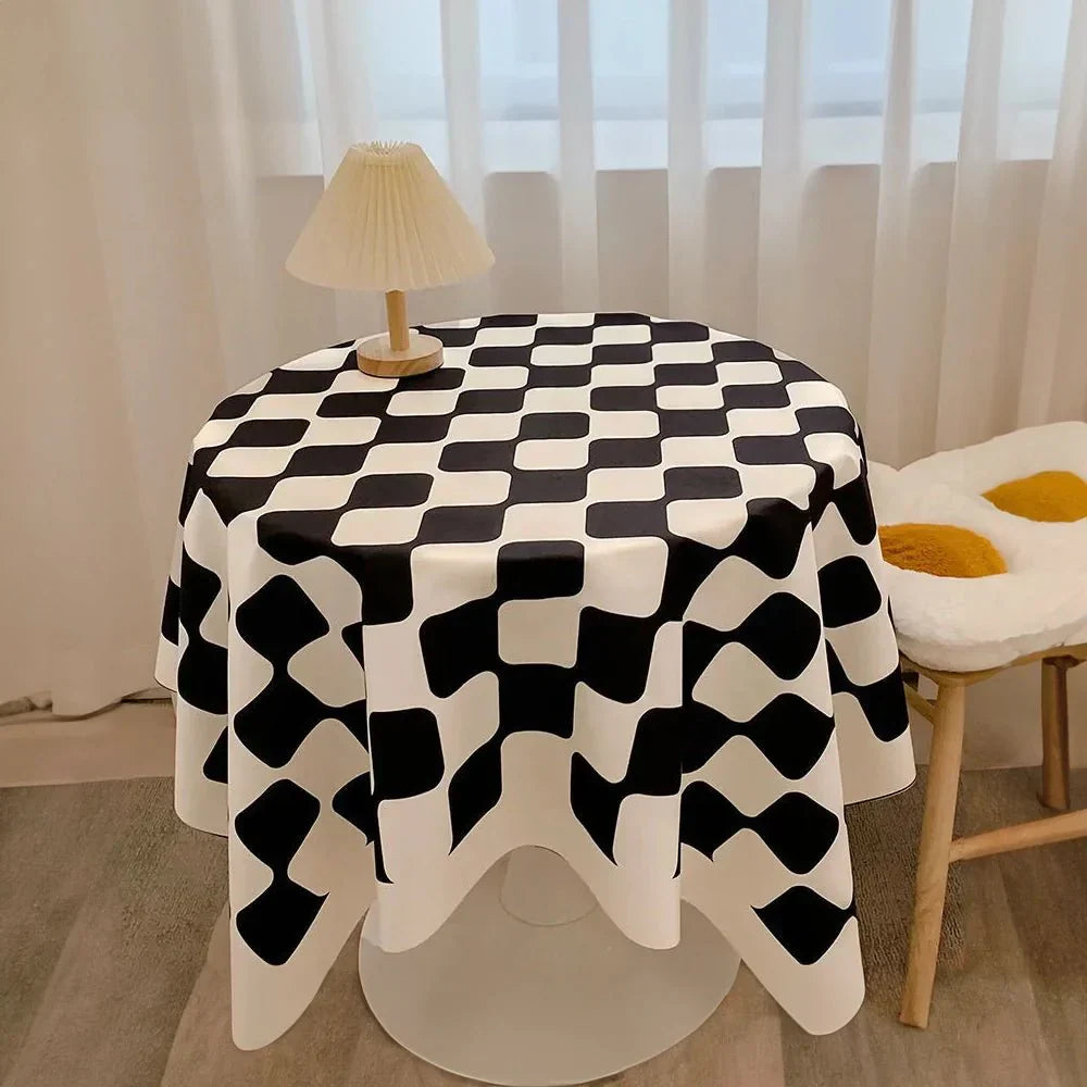 Avtoit | Round tablecloth made of cotton with check pattern