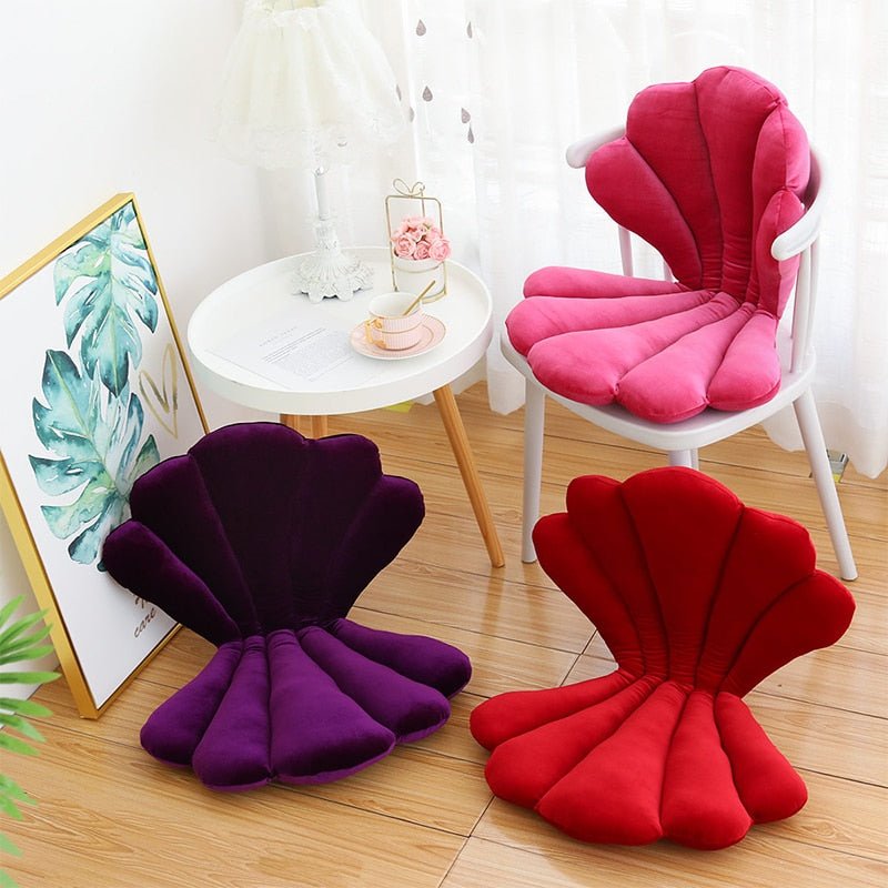Avtoit | Chic Velvet Shell Cushion - Luxurious and Stylish Cushion for Living Room, Bedroom