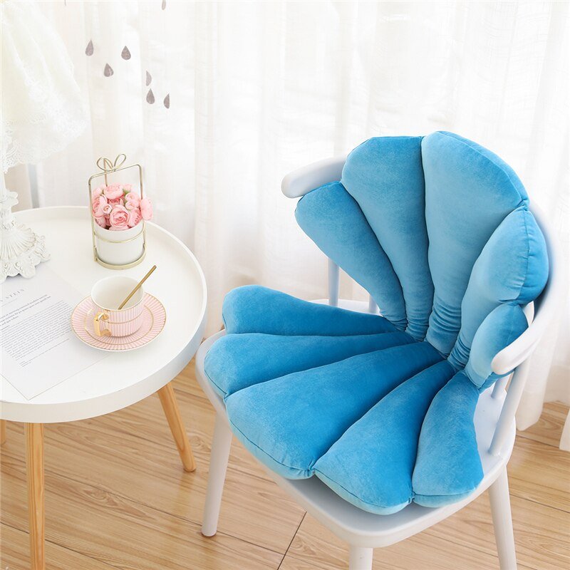 Avtoit | Chic Velvet Shell Cushion - Luxurious and Stylish Cushion for Living Room, Bedroom