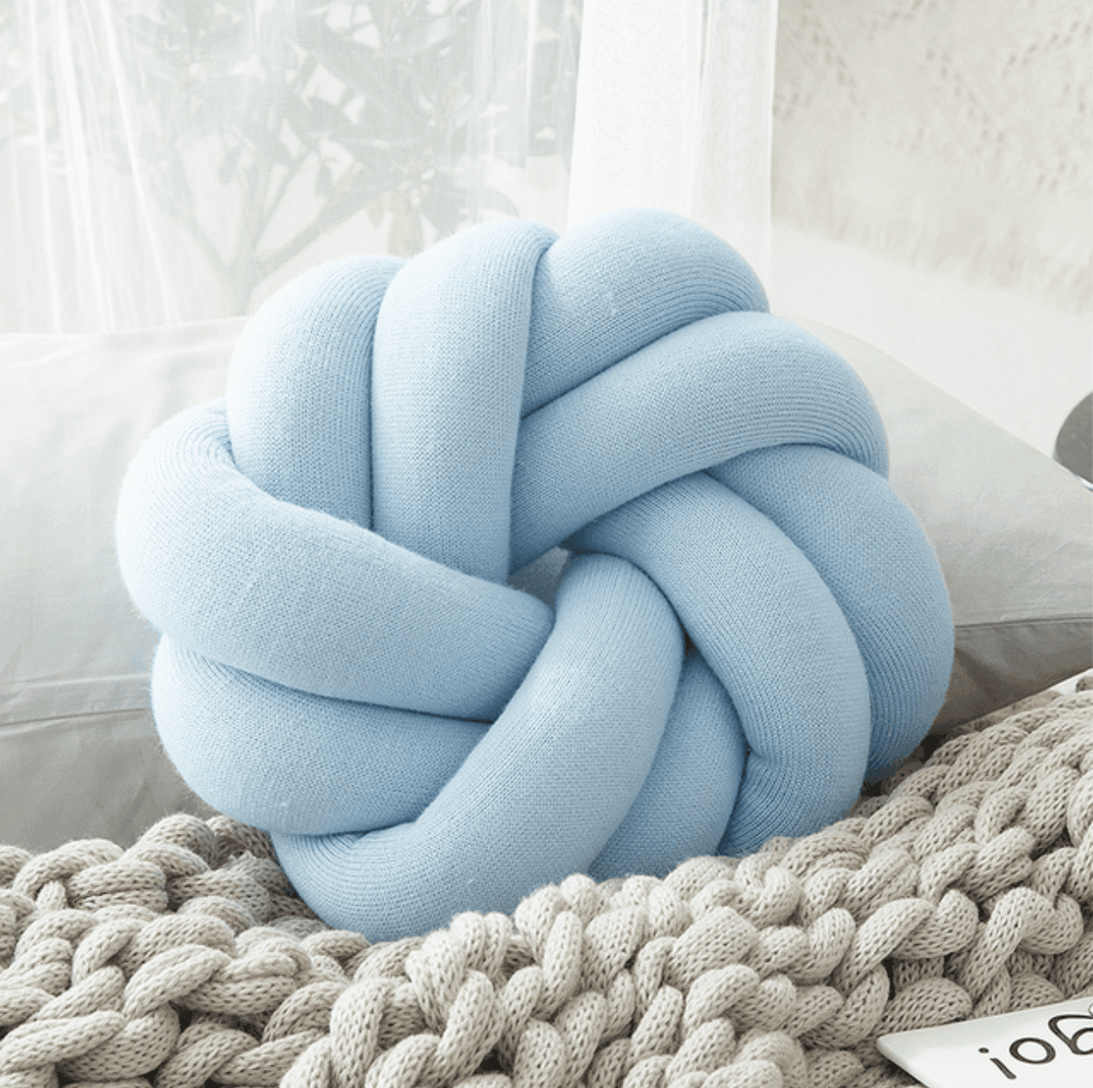 Avtoit | Creative Cotton Knot Ball Pillow