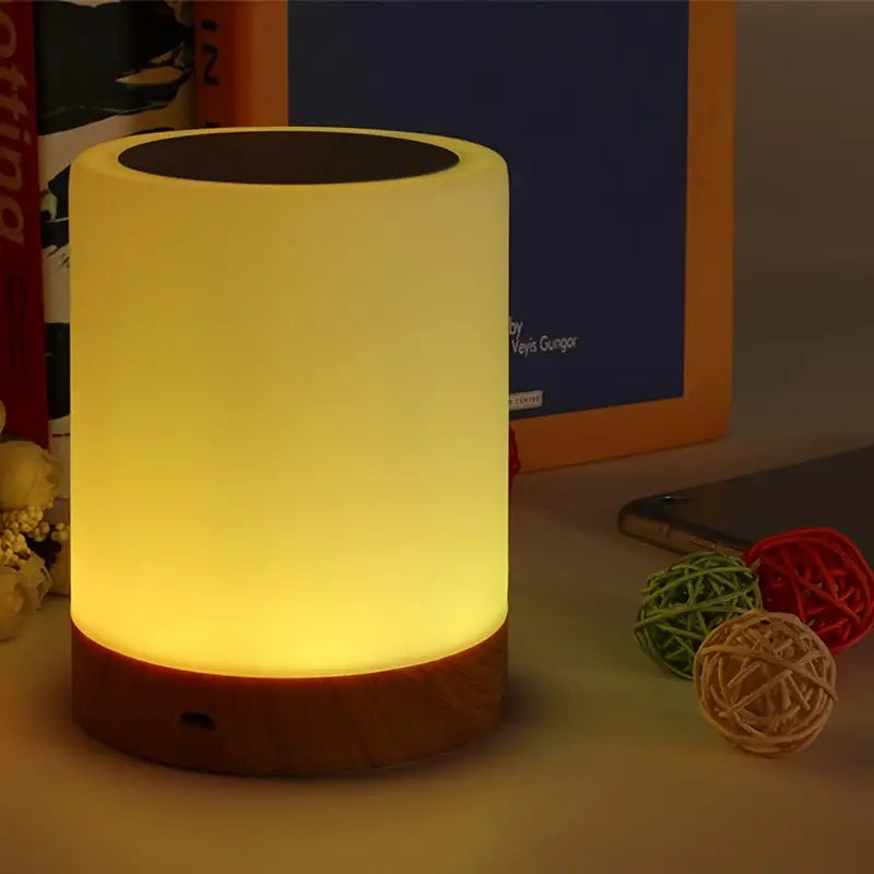 Avtoit | Dimmable LED Night Light with Modern Design and Color Change
