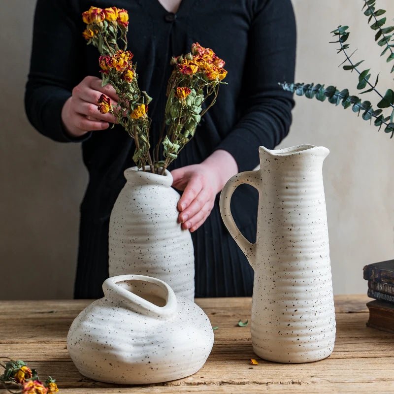 Avtoit | Arcadia Vase – Handcrafted ceramic vase in Nordic design