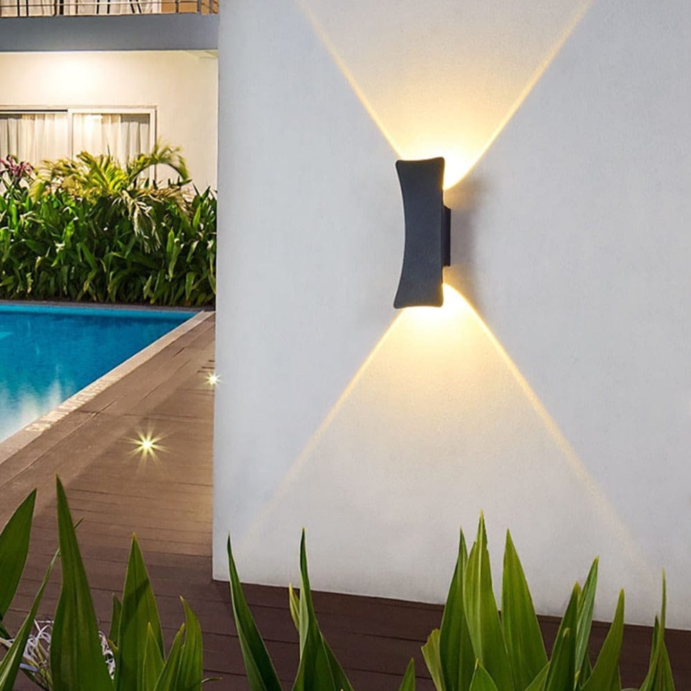 Avtoit | Elegant outdoor wall light made of aluminum