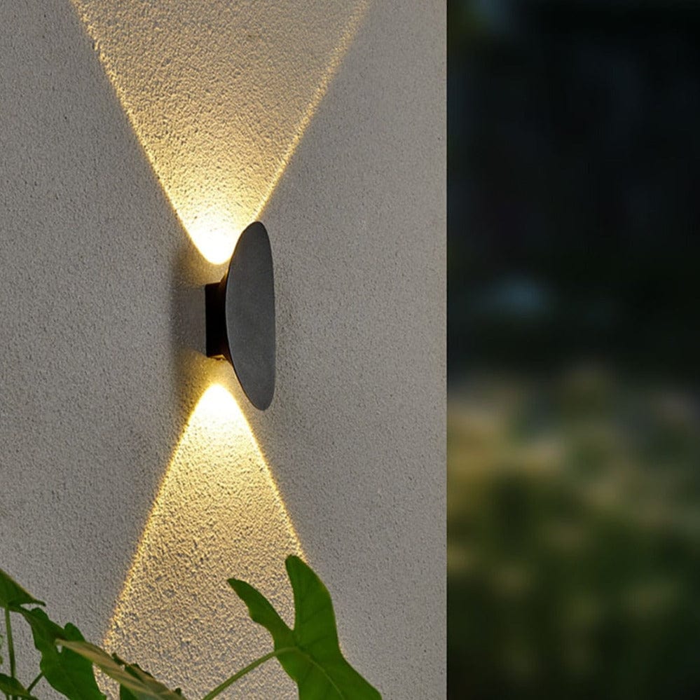 Avtoit | Elegant outdoor wall light made of aluminum