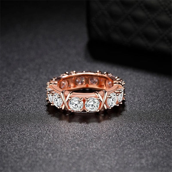 Avtoit | "Sparkle Your Fingertips - Explore Our Ring World"