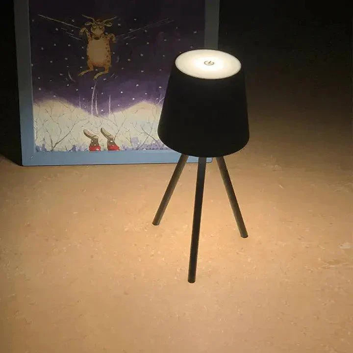 Avtoit | LumaStand - Sleek Tripod Table Light