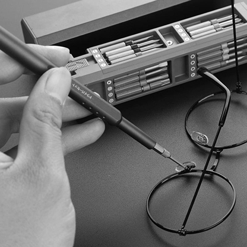 Avtoit | Professional screwdriver set with 24 bits for precision work