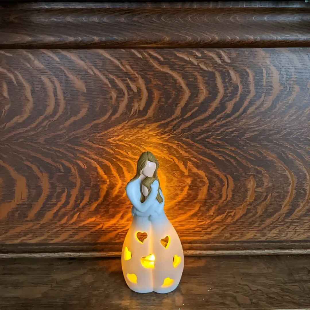 Avtoit | Embracing Mother and Daughter Candle Holder - EternalBond