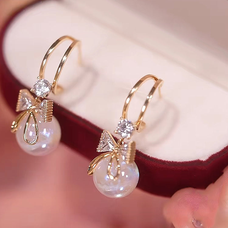 Avtoit | Bow Pearl Earrings