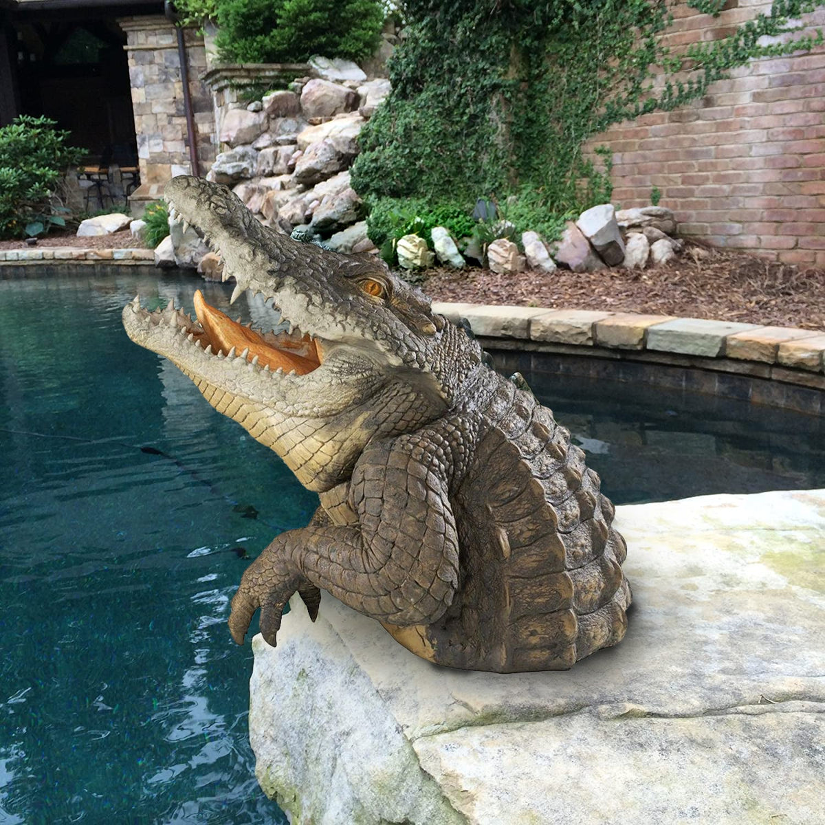 Avtoit | Garden Swamp Gator Statue