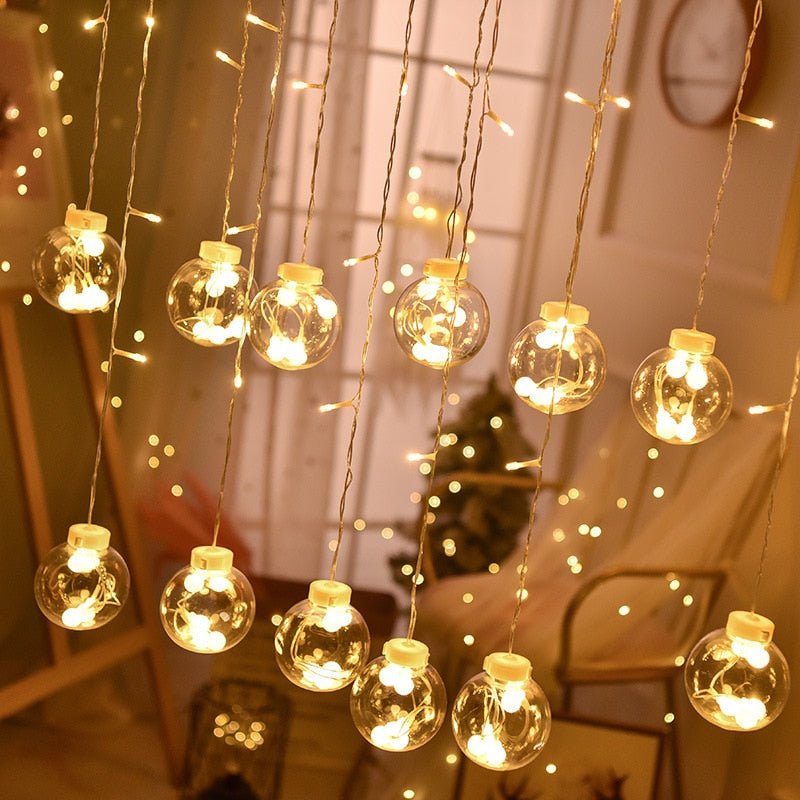 Avtoit | Fairy light string with heart-shaped design