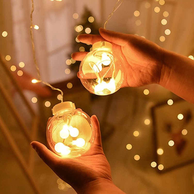 Avtoit | Fairy light string with heart-shaped design
