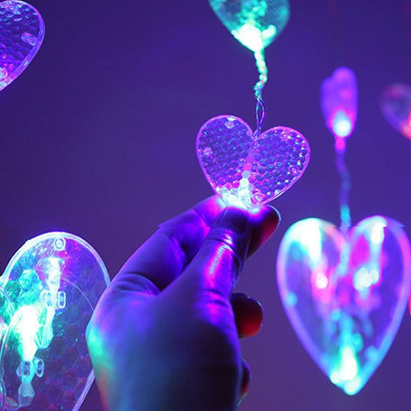 Avtoit | Fairy light string with heart-shaped design