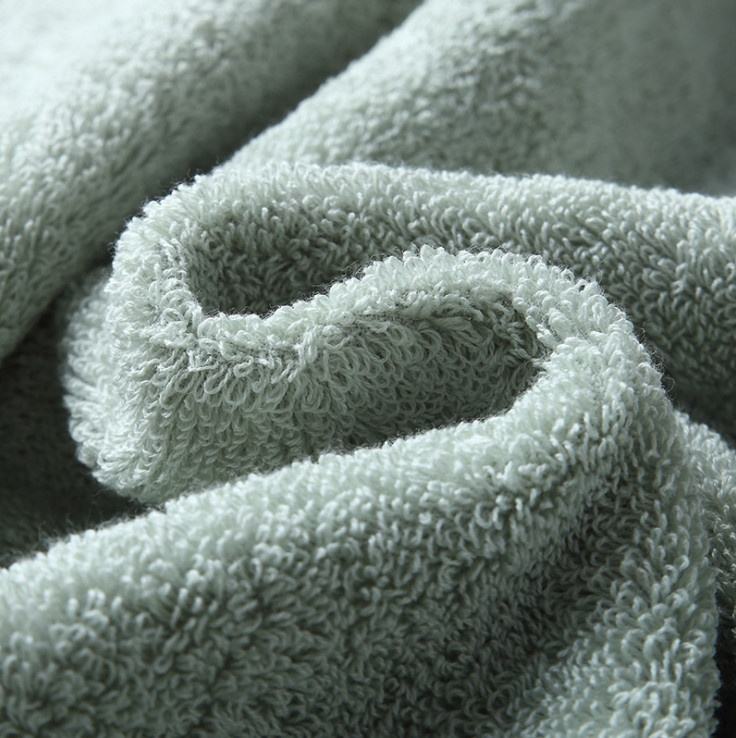 Avtoit | 100% Egyptian Cotton Bath Towel 70x140cm - grey
