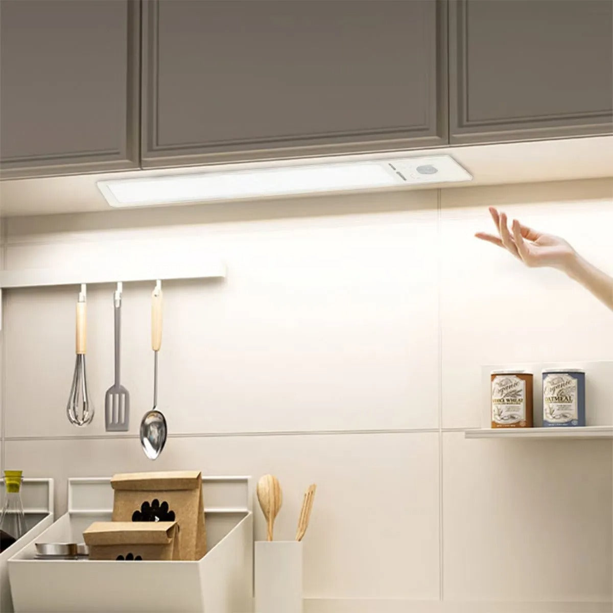 Avtoit | LED Cabinet Light with Motion Sensor – Several Months on a Single Charge