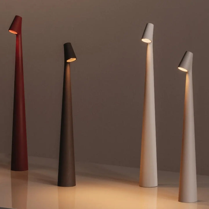 Avtoit | Sculpting table lamp