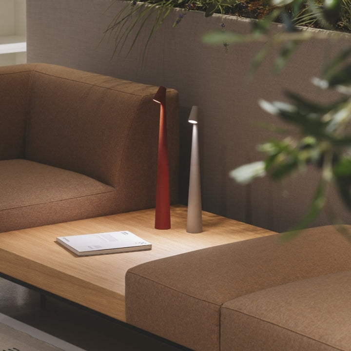 Avtoit | Sculpting table lamp