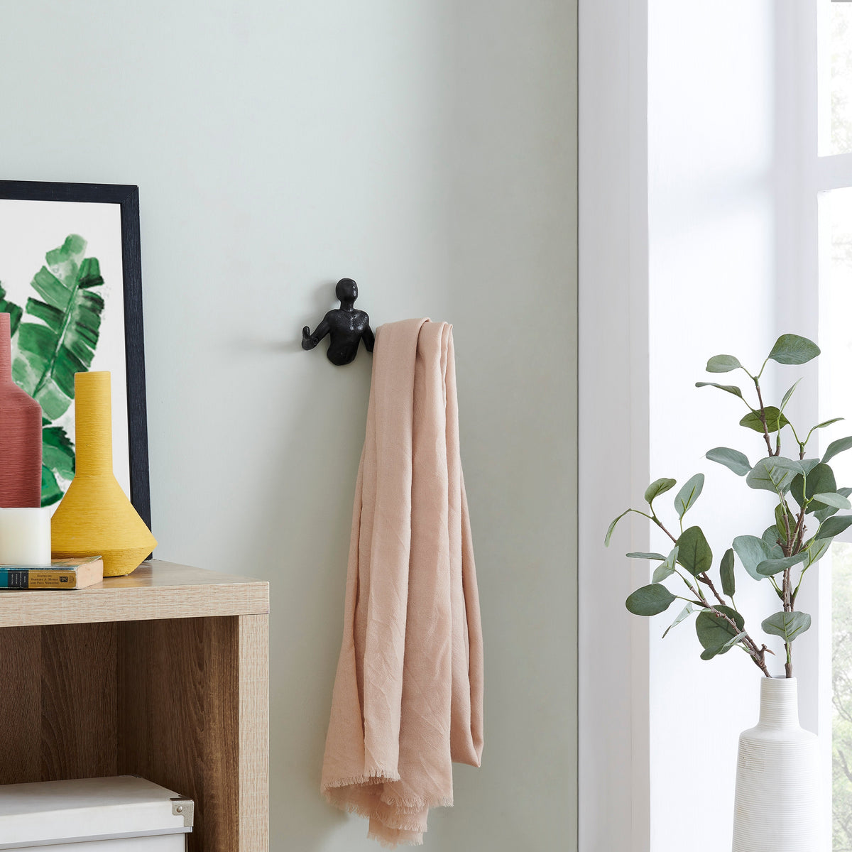 Avtoit | Protruding "Palms Up" Cast Iron Decorative Black Wall Mount Hooks (Set of 2)
