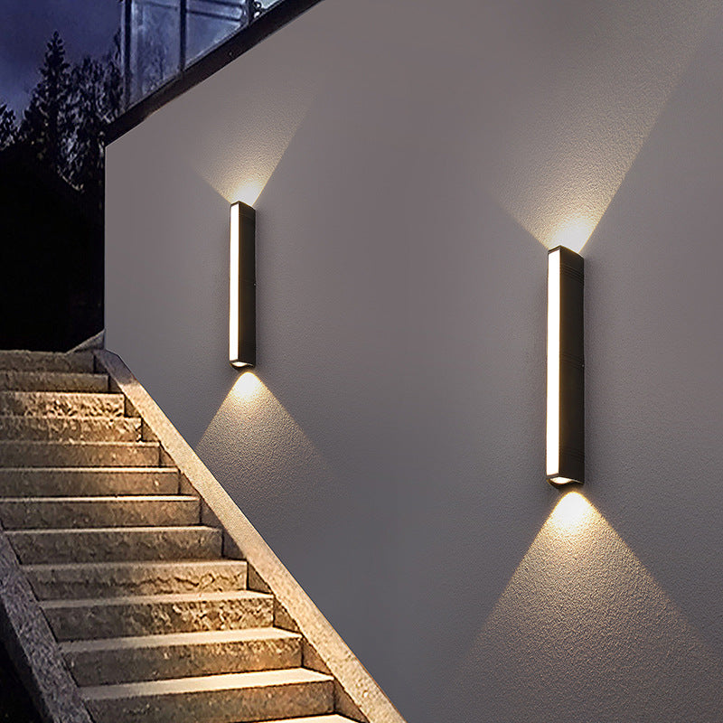 Avtoit | Elegant Aluminium Outdoor Wall Light | Waterproof