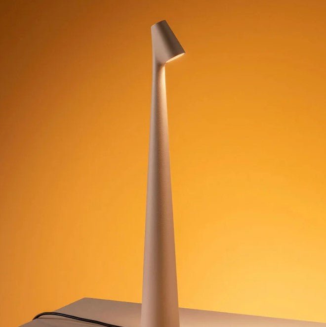 Avtoit | Portable Table Lamp