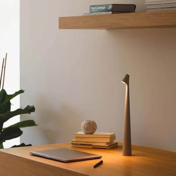 Avtoit | Portable Table Lamp