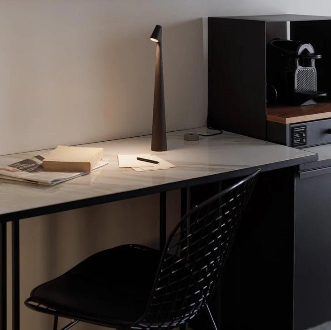Avtoit | Portable Table Lamp