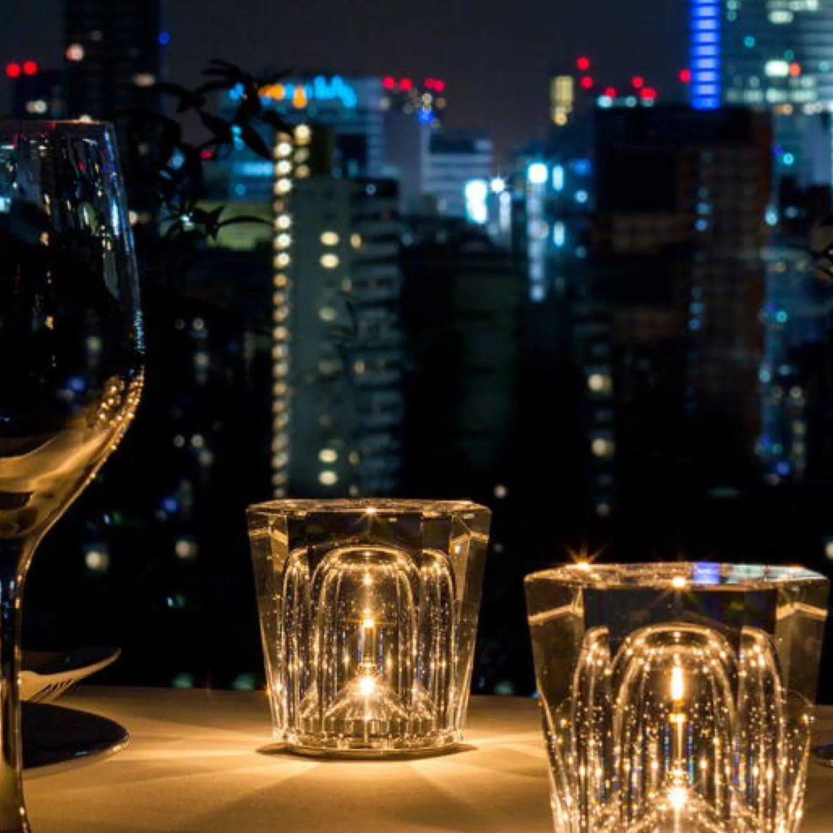 Avtoit | Luxe Rechargeable Diamond Crystal Table Lamp - Lumière Diamond