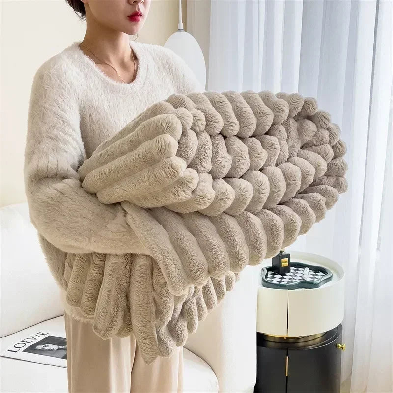 Avtoit | LuxuraWrap Soft Plush Maxi Blanket