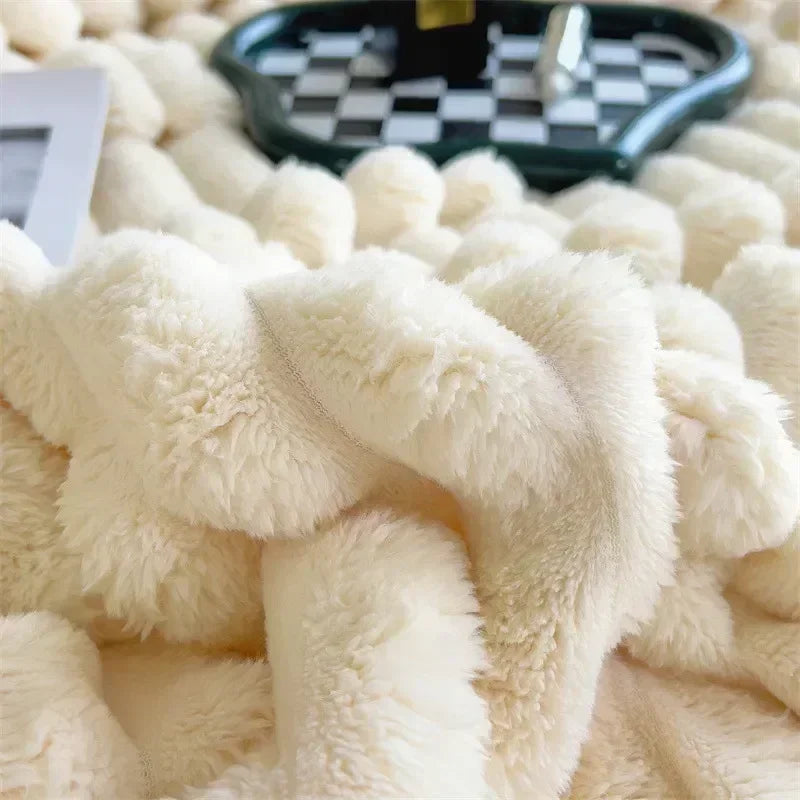 Avtoit | LuxuraWrap Soft Plush Maxi Blanket