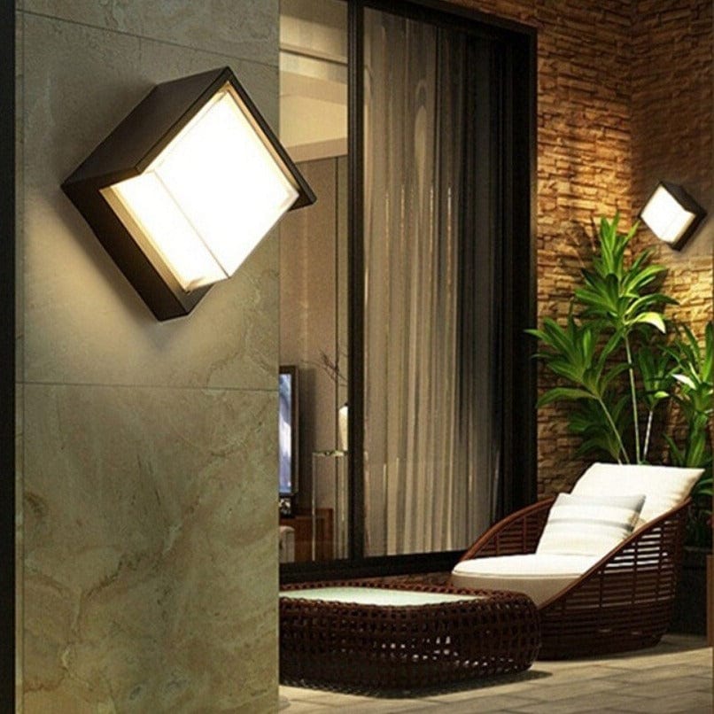 Avtoit | Lucy | Outdoor Wall Light With Motion Sensor IP65 LED