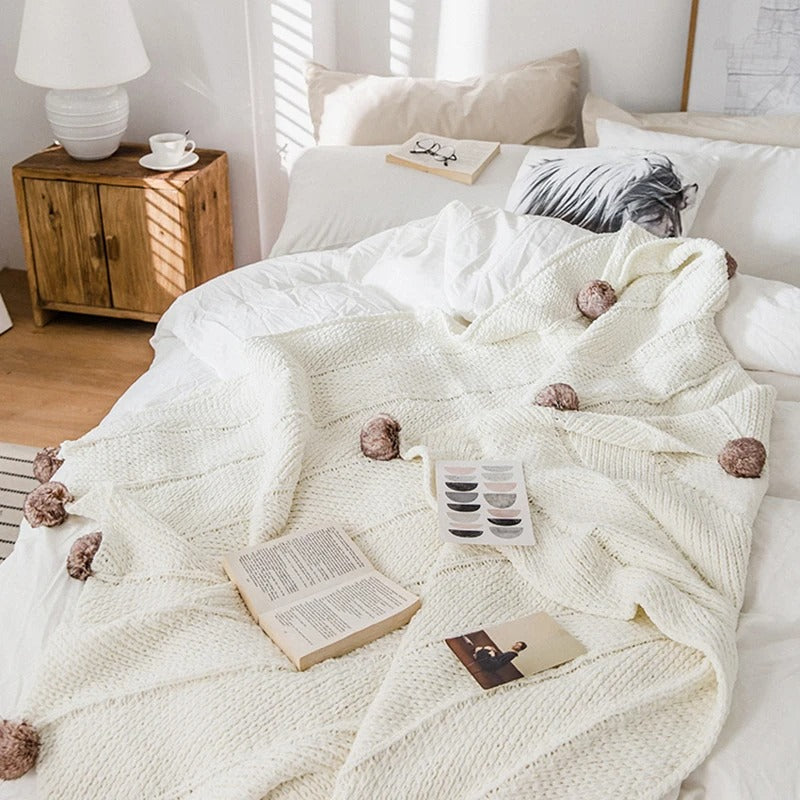 Avtoit | KnitPom - Adorable Pompon Chenille Blanket