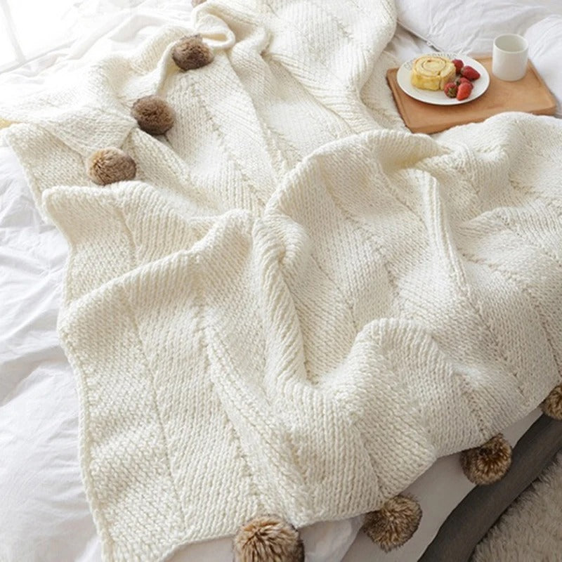 Avtoit | KnitPom - Adorable Pompon Chenille Blanket