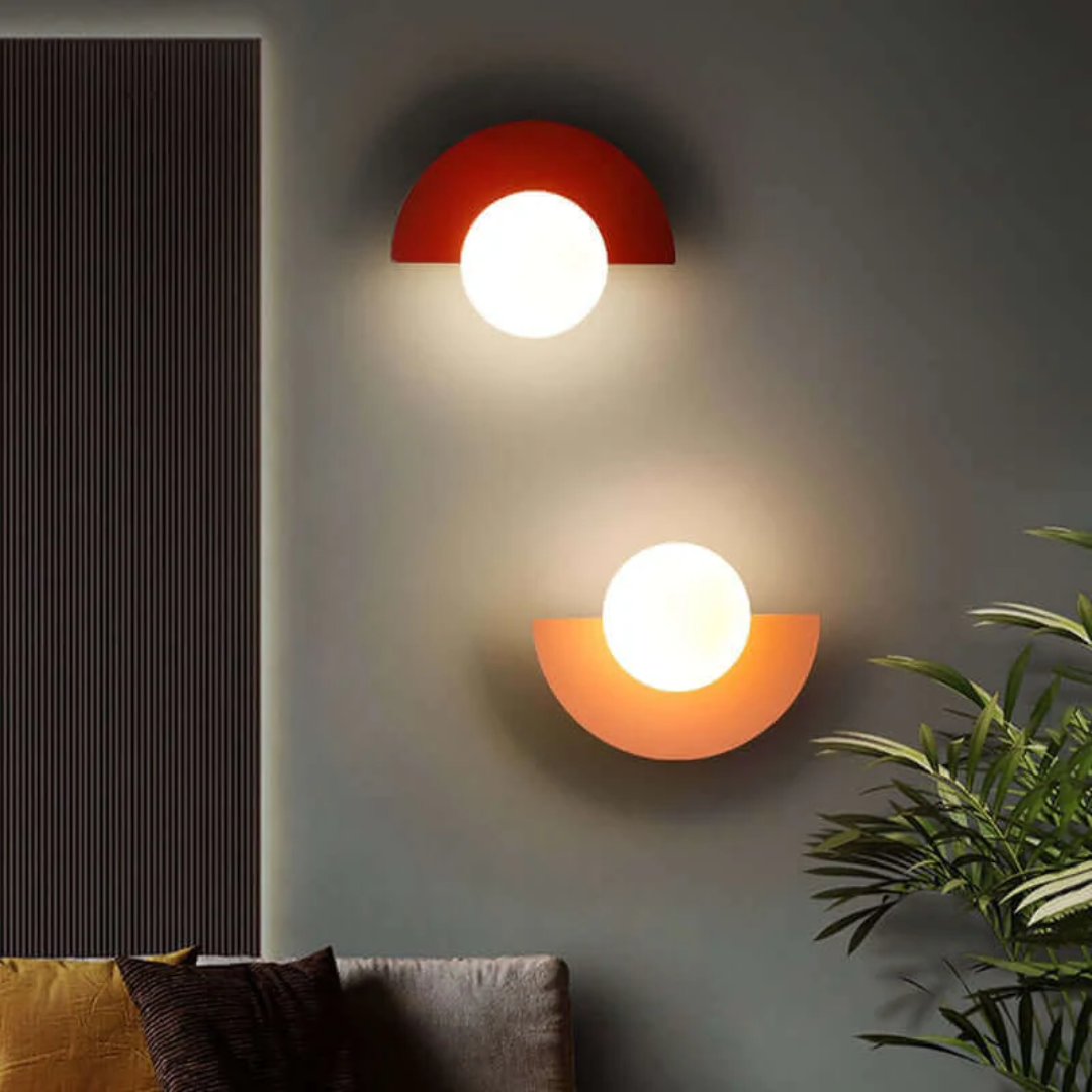 Avtoit | Metal Half Moon Wall Lamp - LunaMetal