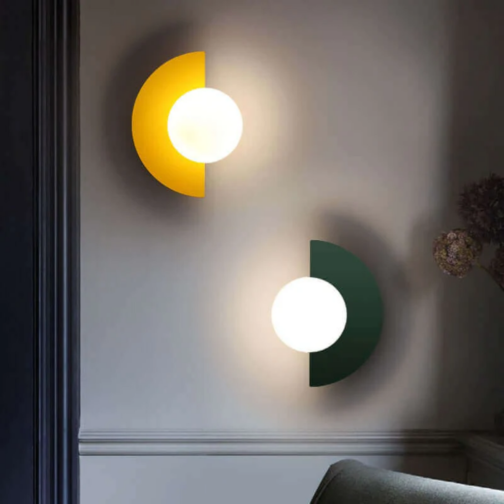 Avtoit | Metal Half Moon Wall Lamp - LunaMetal