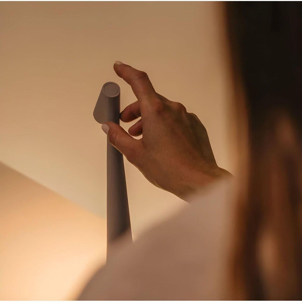 Avtoit | Nordic Minimalistic LED Wireless Table Lamp