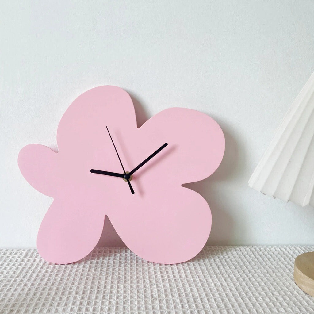 Avtoit | Flower Blob Acrylic Wall Clock
