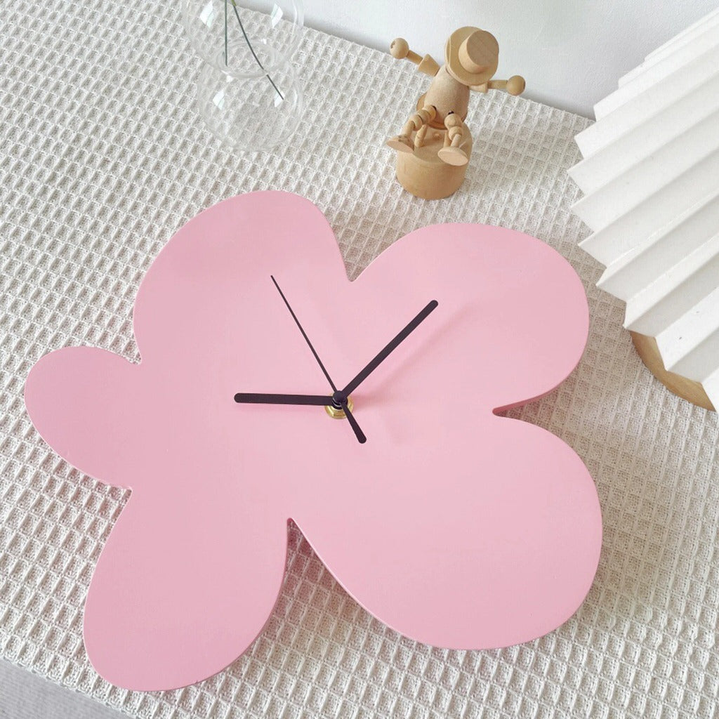 Avtoit | Flower Blob Acrylic Wall Clock