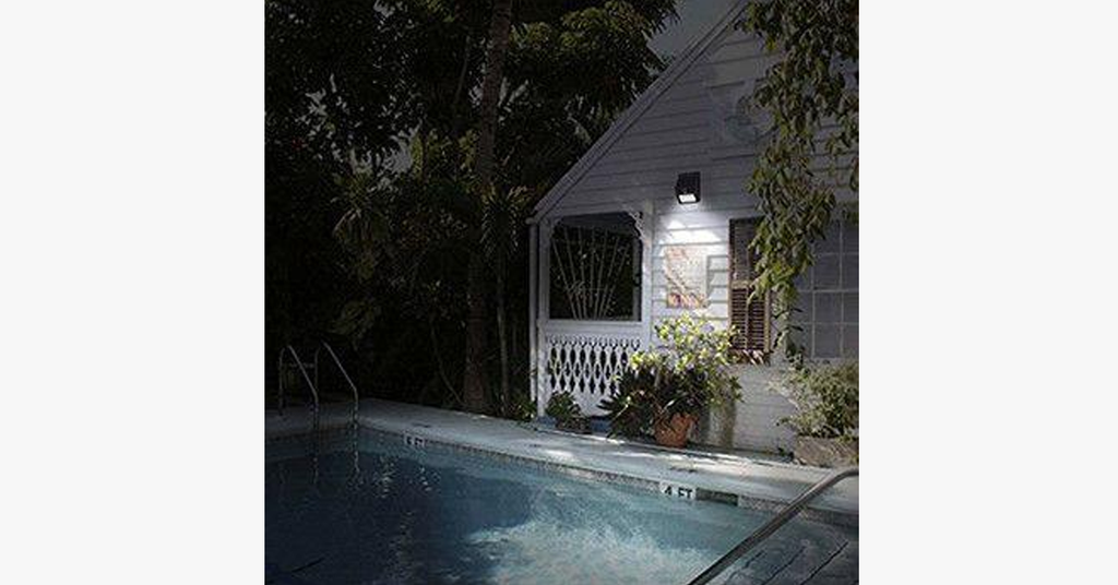 Avtoit | Solar LED Sensor Wall Lamp – Do your part for the environment and increase safety in your area