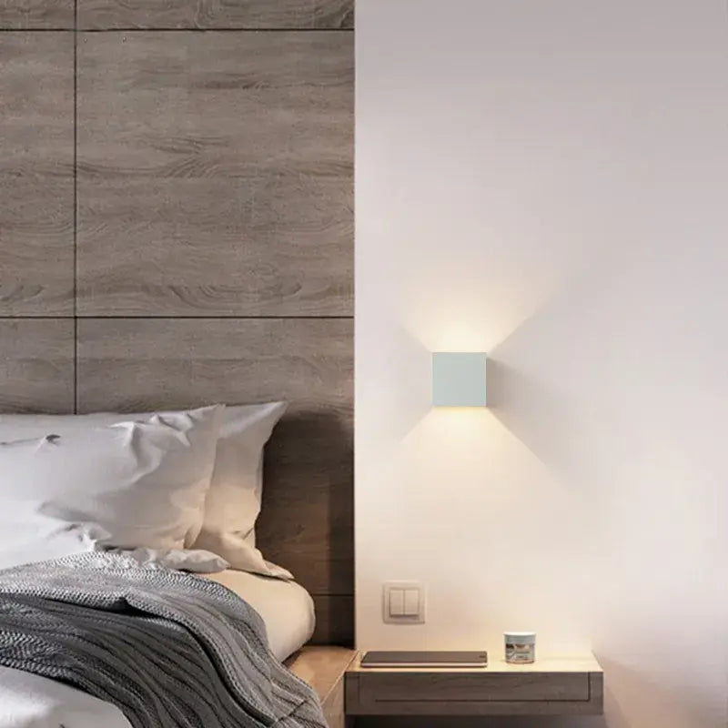 Avtoit | Rechargeable wall lamp with sensor