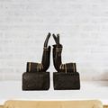 Avtoit | Bookend Design made of resin | Black hands