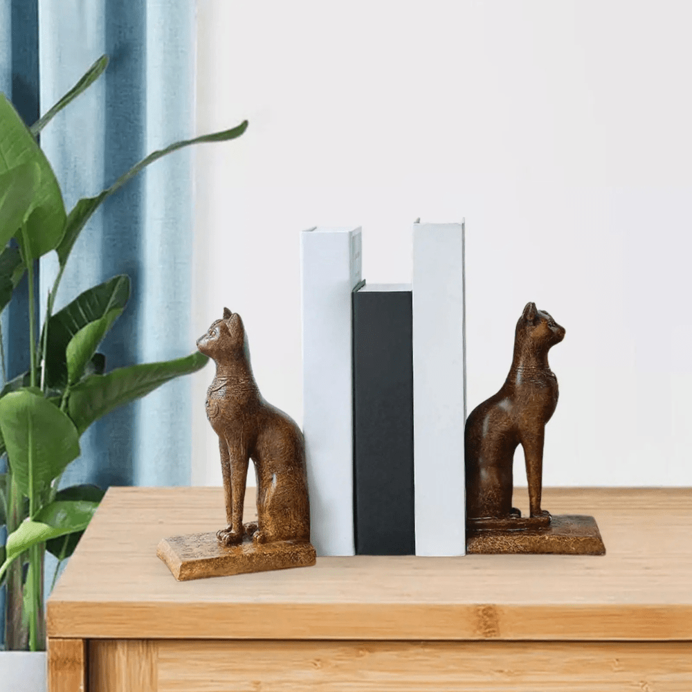 Avtoit | Bookend made of resin | Egyptian cat