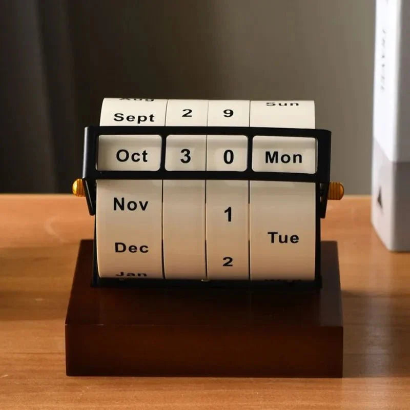 Avtoit | Perpetual Bike Desk Calendar
