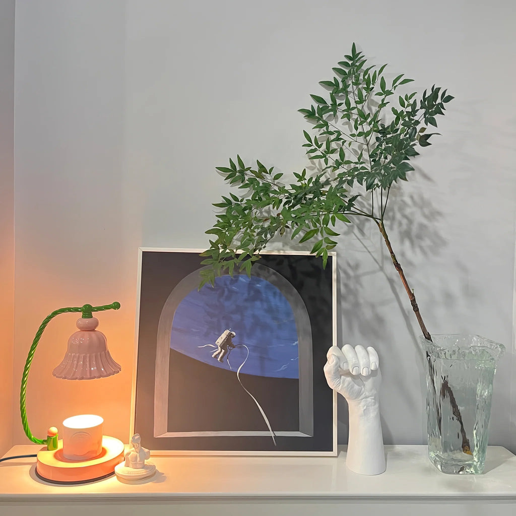 Avtoit | BloomAura – Charming Pink Glass Table Lamp