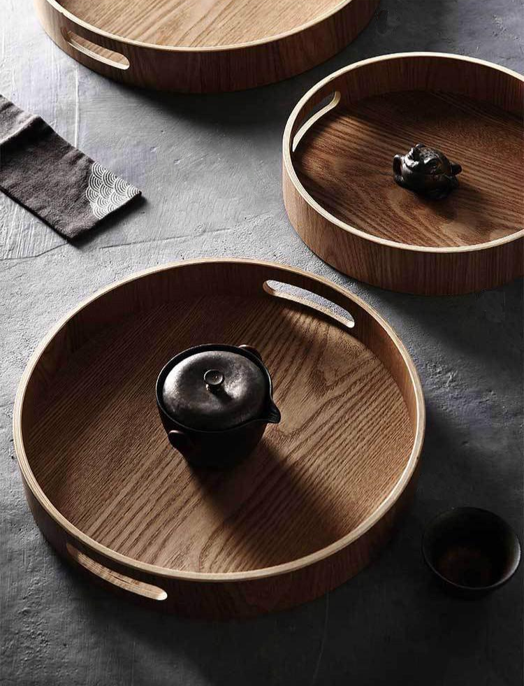 Avtoit | Slim, round serving trays made of wood
